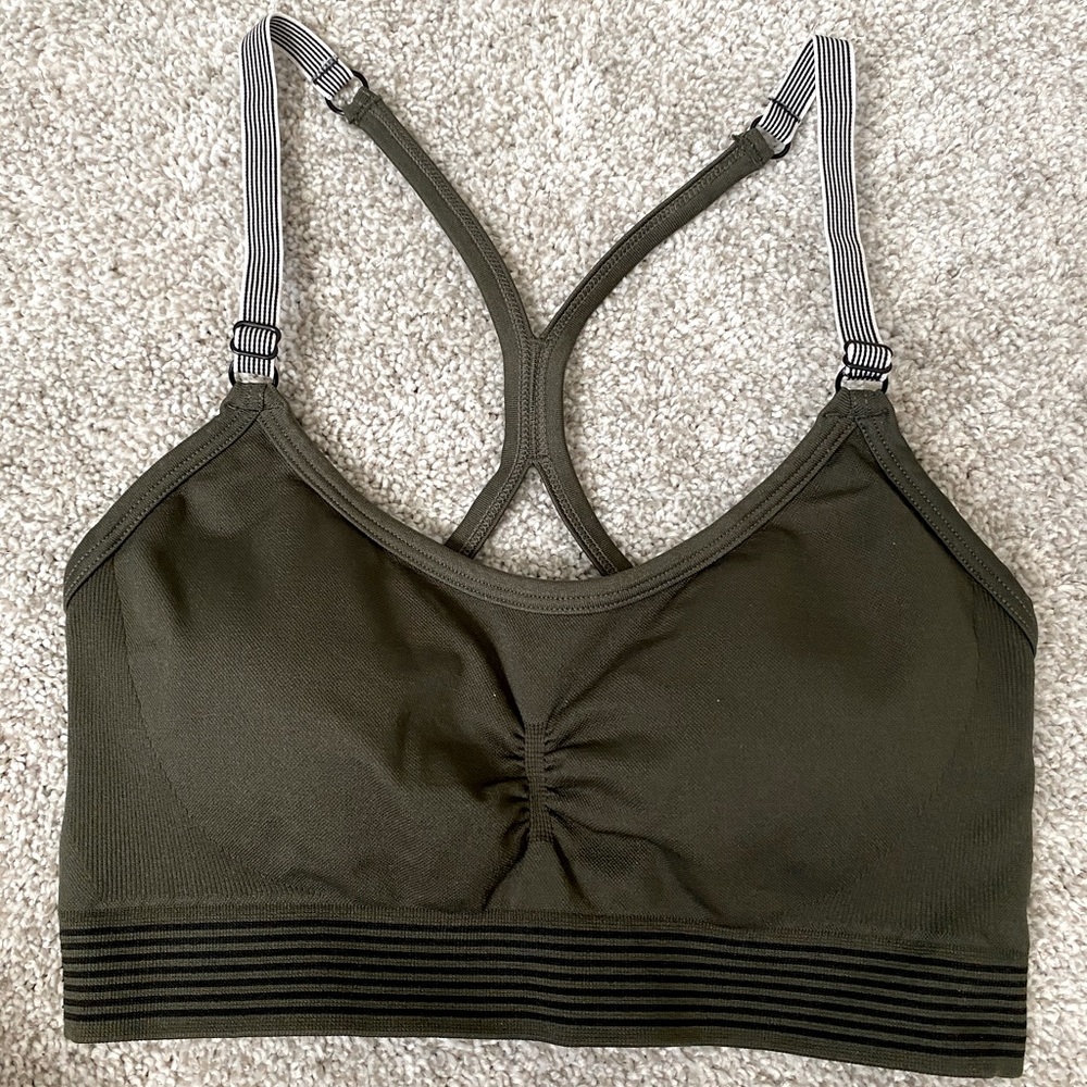 Victoria’s Secret Compression Sports Bra